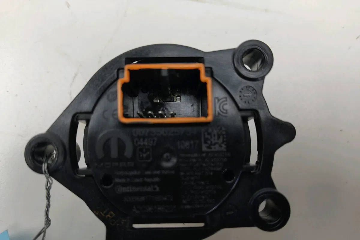 Bouton de demarrage start-stop Fiat 500X (334_) 1.4 (334axc1b, 334axc11) (2014) occasion — photo 2