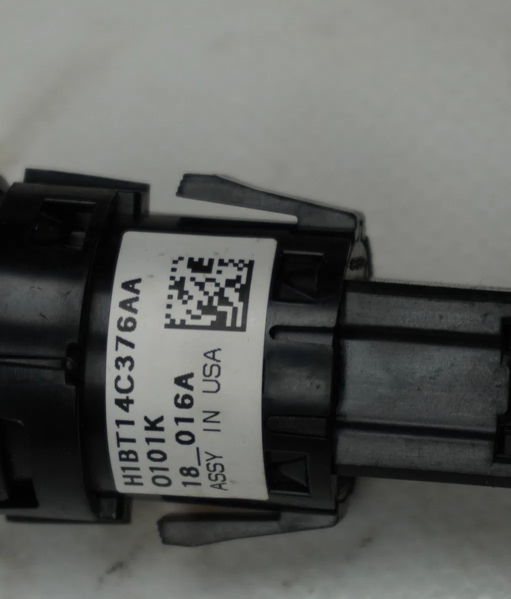 Bouton de demarrage start-stop Ford FIESTA VII (HJ, HF) 1.0 ecoboost (2017) occasion — photo 2
