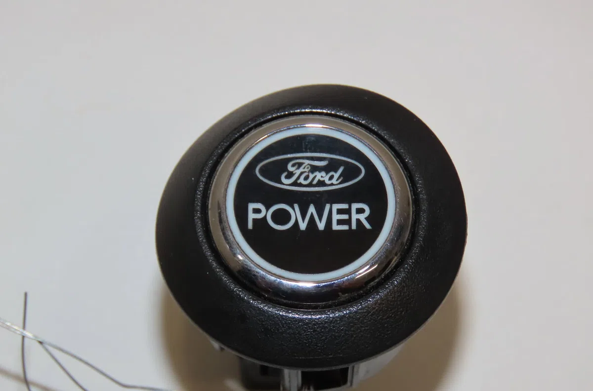 Bouton de demarrage start-stop Ford FOCUS III 1.6 tdci (2010-2017) occasion