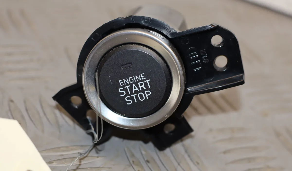 Bouton de demarrage start-stop Hyundai I30 (PDE, PD, PDEN) 2.0 n (2017) occasion
