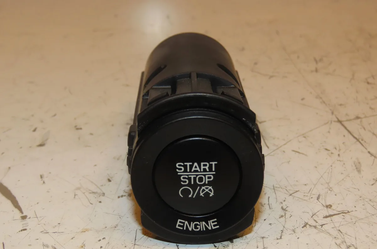 Bouton de demarrage start-stop Maserati GHIBLI III (M157) 3.0 d (2013) 4 portes occasion