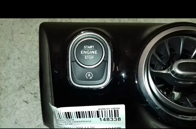 Bouton de demarrage start-stop Mercedes-benz CLASSE A (W177) A 200 (177.087) (2018) occasion
