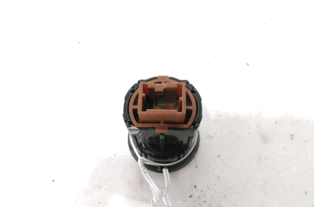 Bouton de demarrage start-stop Nissan JUKE (F15) 1.5 dci (2010) 5 portes occasion — photo 2