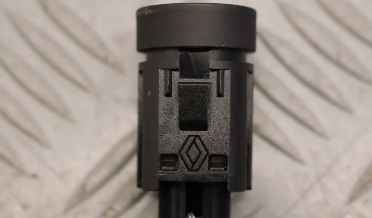Bouton de demarrage start-stop Renault CAPTUR II (HF_) Tce 100 (hfmt) (2020) occasion — photo 2