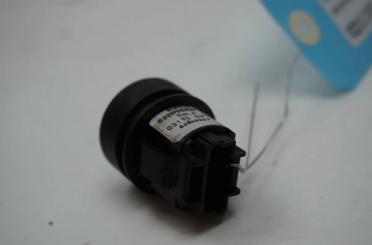Bouton de demarrage start-stop Renault LAGUNA II Grandtour (KG0-1_) 2.2 dci (kg0f) (2001-2006) occasion — photo 3