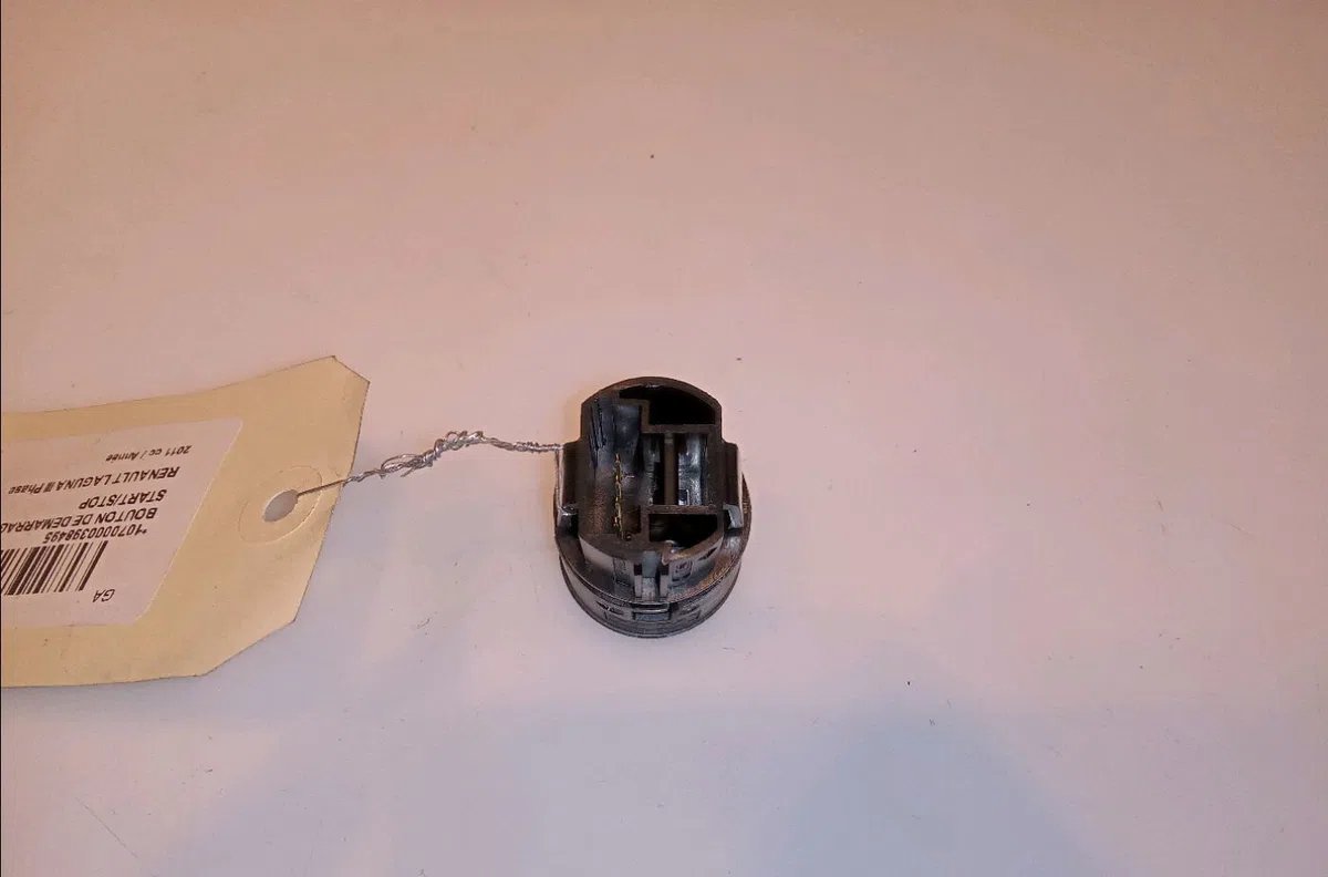 Bouton de demarrage start-stop Renault LAGUNA III Grandtour (KT0-1) 1.5 dci (kt0a, kt0r, kt02) (2007-2015) occasion — photo 2