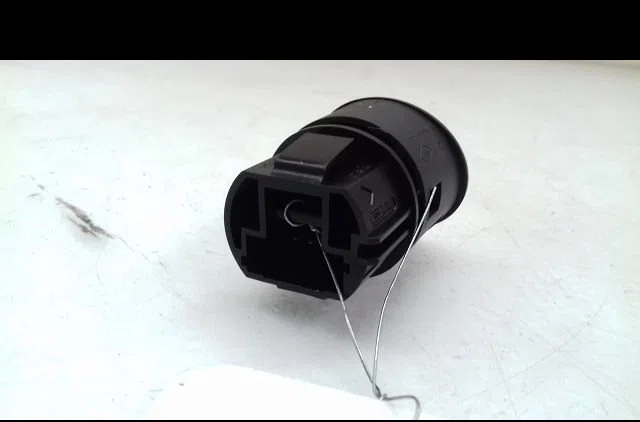 Bouton de demarrage start-stop Renault MEGANE II (BM0-1_, CM0-1_) 1.6 16v (2006-2008) occasion — photo 2