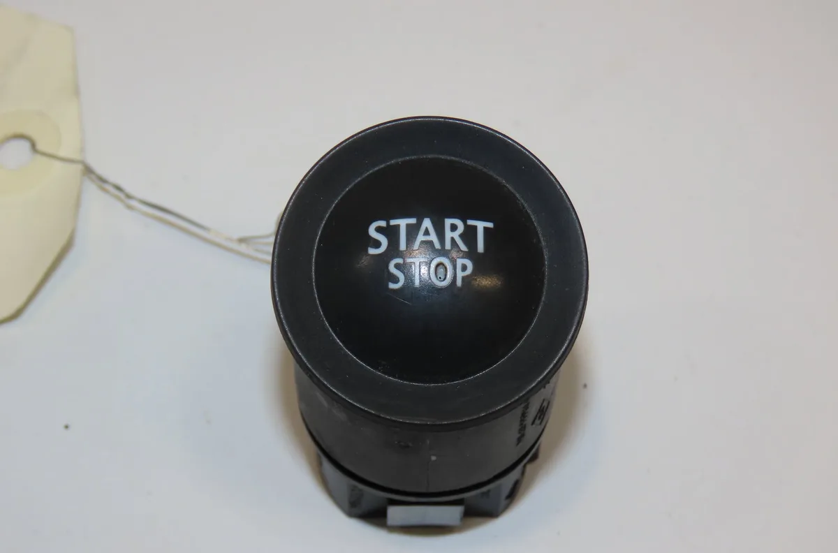 Bouton de demarrage start-stop Renault MEGANE II (BM0-1_, CM0-1_) 2.0 renault sport (2004-2009) occasion