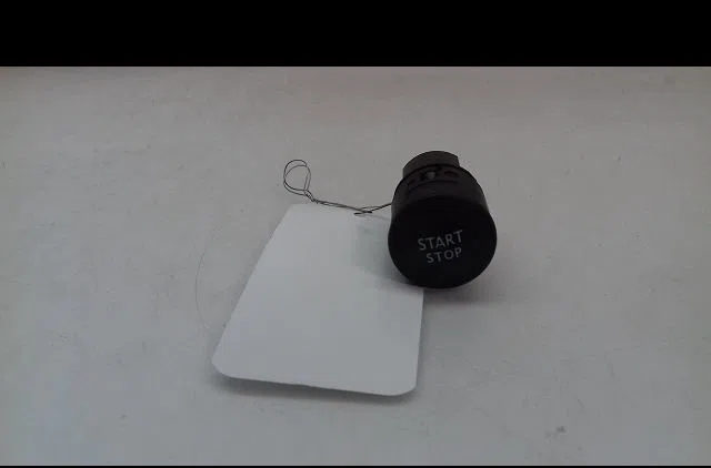 Bouton de demarrage start-stop Renault MEGANE III 3-5 portes (BZ0-1_, B3_) 1.2 tce (bz2b, bz11) (2012-2015) 5 portes occasion