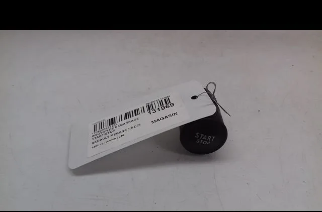 Bouton de demarrage start-stop Renault MEGANE III 3-5 portes (BZ0-1_, B3_) 1.5 dci (bz09, bz0d, bz1w, bz29, bz14) (2009) 5 portes occasion