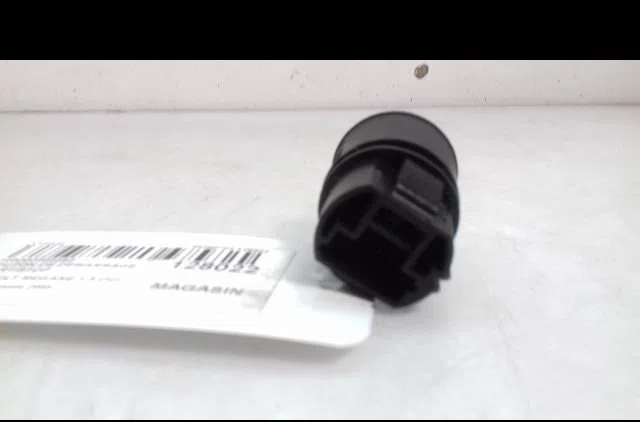 Bouton de demarrage start-stop Renault SCÉNIC II (JM0-1_) 1.5 dci (jm02, jm13) (2003-2005) occasion — photo 2