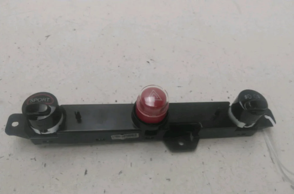 Bouton de warning Abarth 500 - 595 - 695 1.4 (312.axf11, 312.axf1a) (2008) occasion