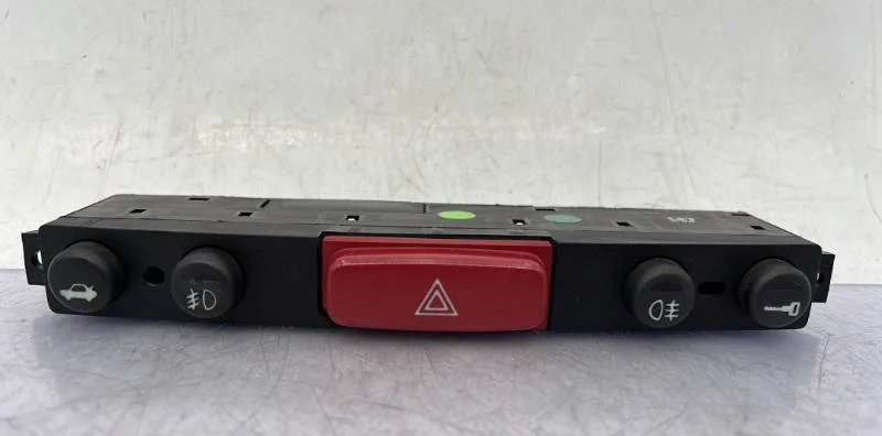 Bouton de warning ALFA ROMEO 147 PHASE 2 occasion