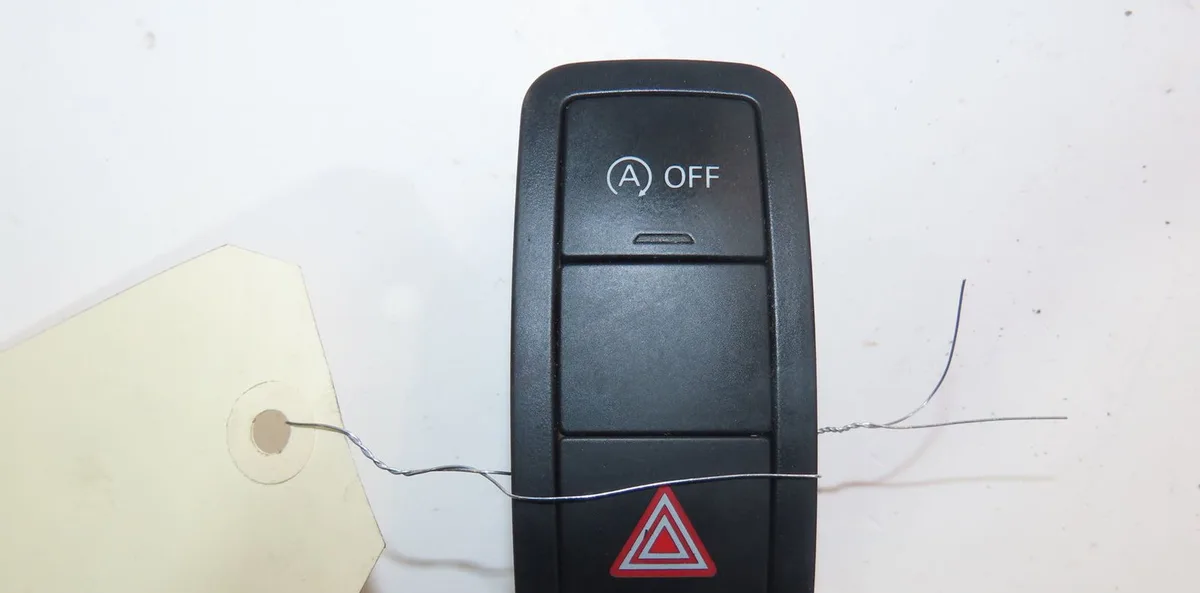 Bouton de warning Audi A1 Sportback (8XA, 8XF) 1.6 tdi (2011-2015) occasion