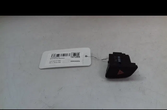 Bouton de warning Audi Q5 (8RB) 3.0 tdi quattro (2008-2017) occasion — photo 2