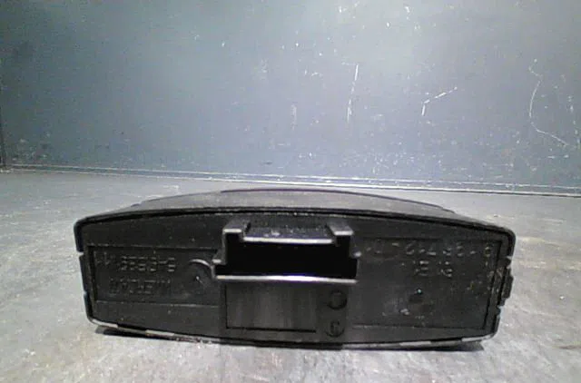 Bouton de warning Bmw 1 (E81) 116 d (2008-2011) 3 portes occasion