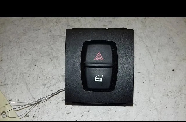 Bouton de warning Bmw 1 (F20) 116 i (2015-2019) occasion