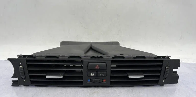 Bouton de warning BMW SERIE 3 E90 PHASE 1 occasion — photo 2