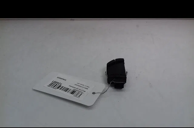 Bouton de warning Bmw X3 (F25) Xdrive 20 d (2010-2014) occasion — photo 2