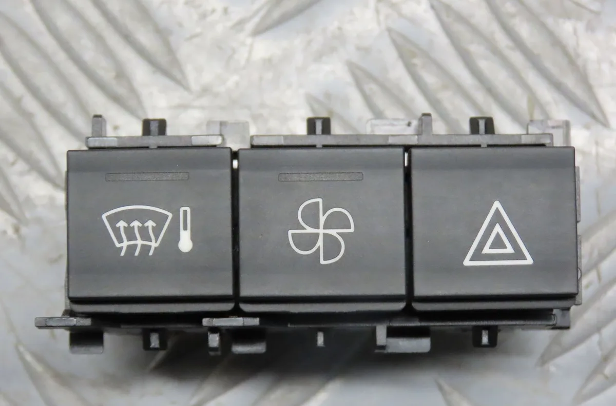 Bouton de warning CITROEN AMI 2020 occasion