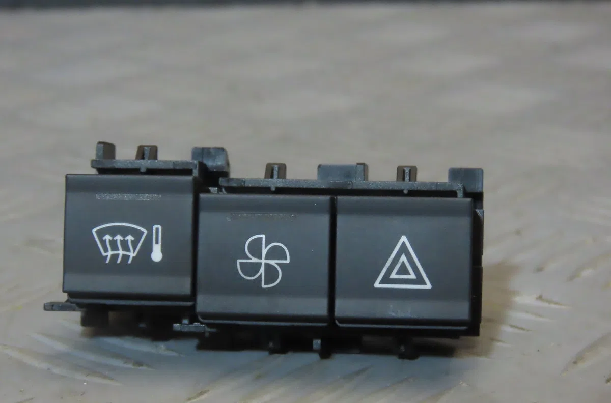 Bouton de warning CITROEN AMI occasion