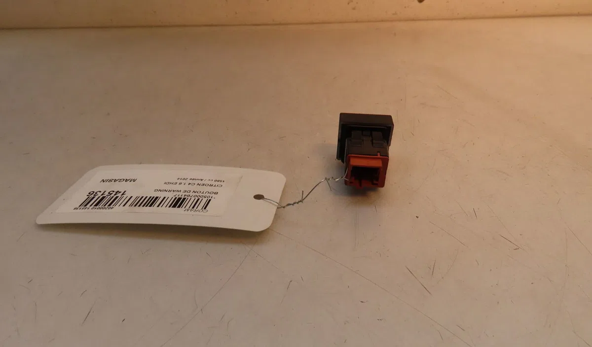 Bouton de warning CITROEN C4 2014 occasion — photo 2