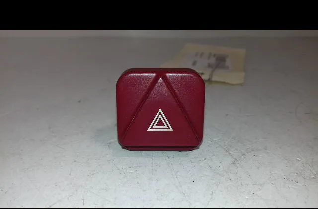 Bouton de warning Citroën C5 II (RC_) 1.8 16v (2005-2008) occasion