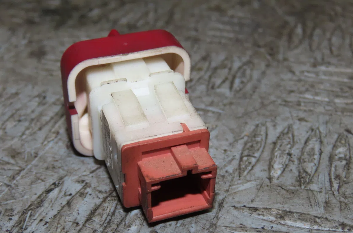 Bouton de warning Citroën C5 II (RC_) 2.0 hdi (rcrhrh) (2004-2008) 5 portes occasion — photo 2