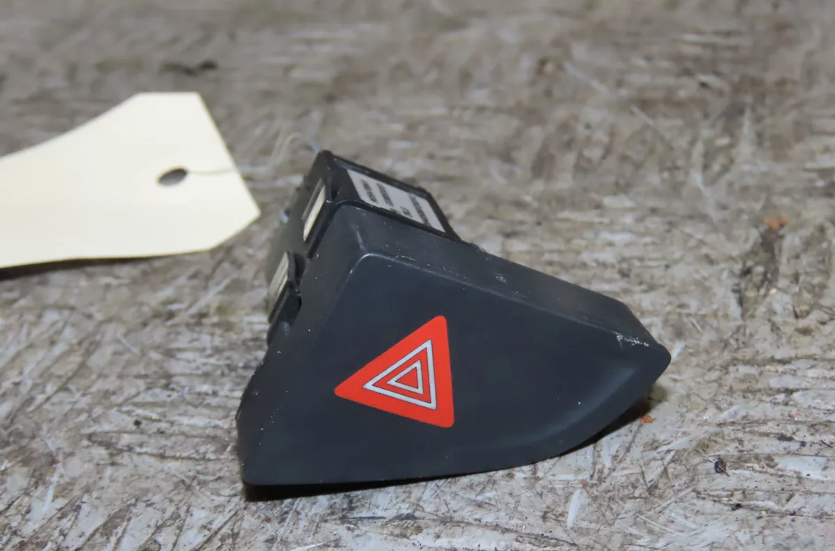 Bouton de warning Citroën C5 III Break (RW_) 2.2 hdi (rw4hth) (2008-2011) occasion
