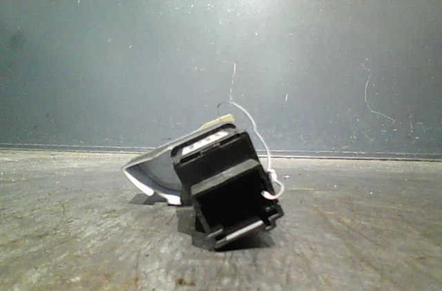 Bouton de warning Citroën C5 III (RD_) 2.0 hdi (rdrhda) (2008) occasion — photo 2