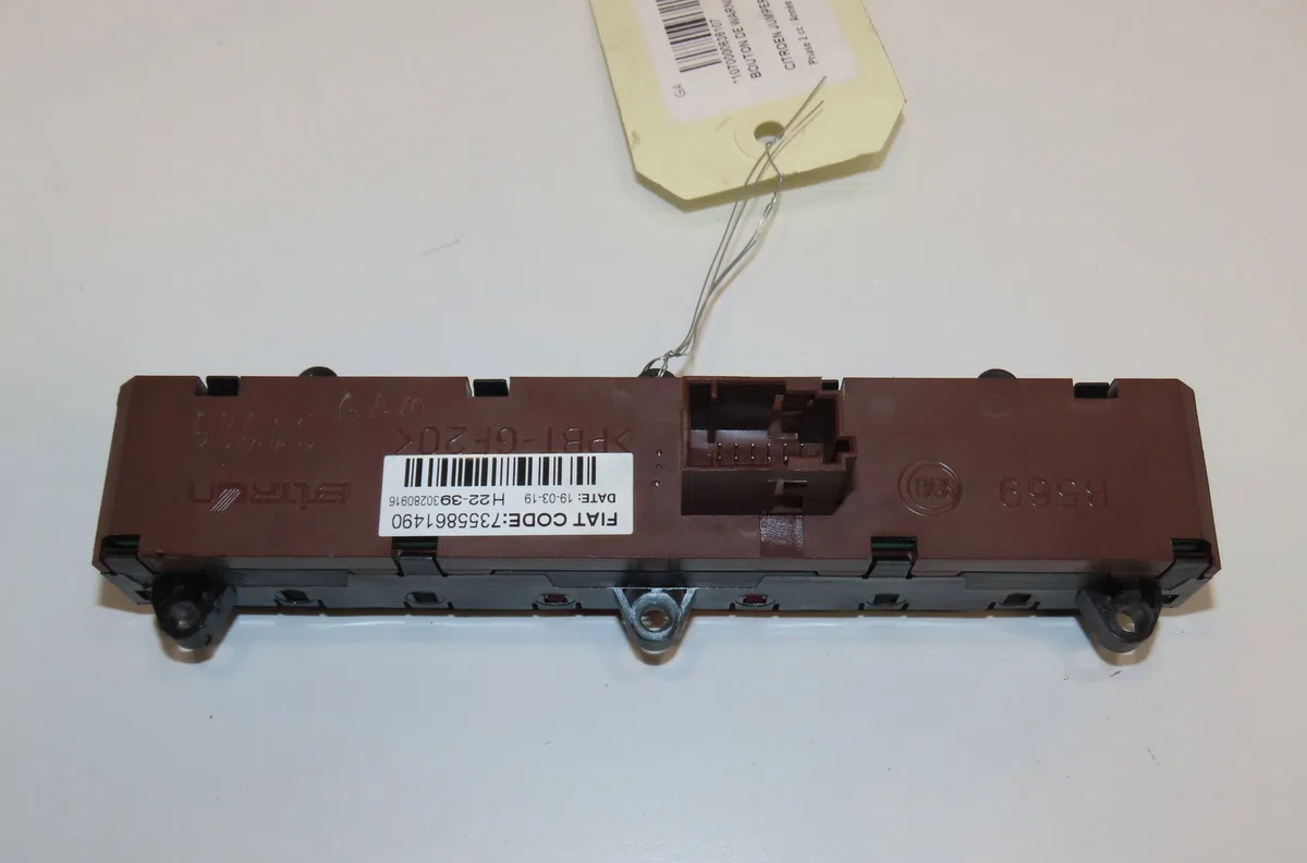 Bouton de warning Citroen JUMPER Camionnette 2.0 bluehdi 130 (2015-2019) occasion — photo 2