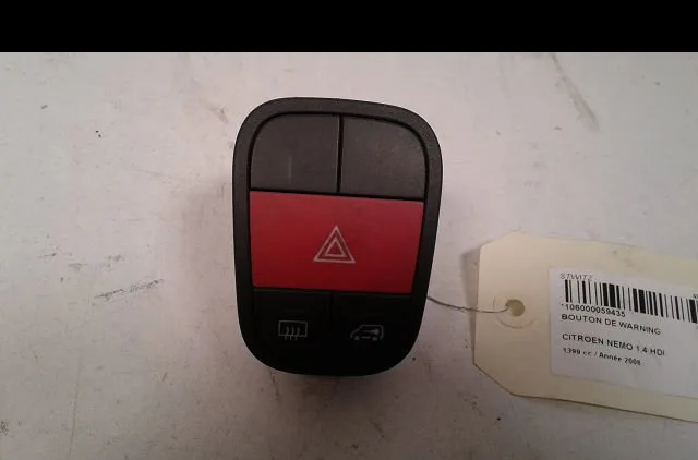 Bouton de warning Citroën NEMO Camionnette-Monospace (AA_) 1.4 hdi (2008) 4 portes occasion
