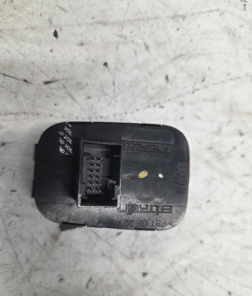 Bouton de warning CITROEN NEMO occasion — photo 2