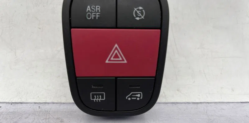 Bouton de warning CITROEN NEMO occasion — photo 4