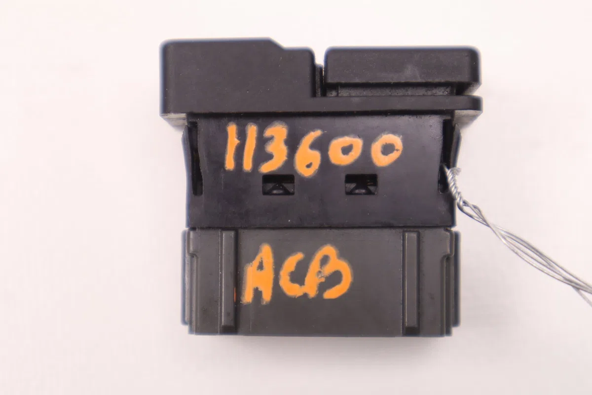 Bouton de warning Citroen XM (Y3) 2.0 (1989-1994) occasion — photo 2