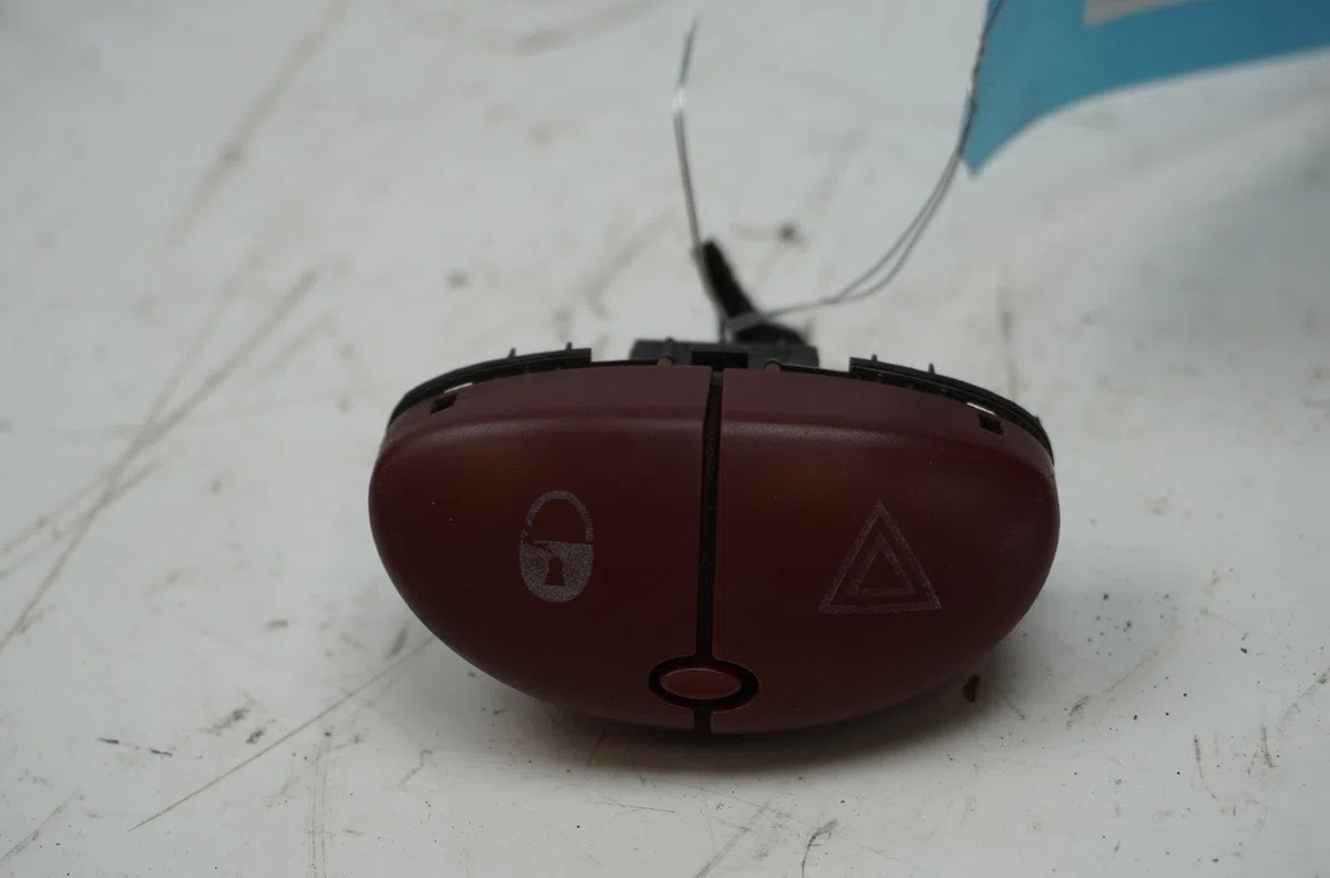 Bouton de warning Citroen XSARA PICASSO (N68) 1.6 hdi (2004-2011) 5 portes occasion