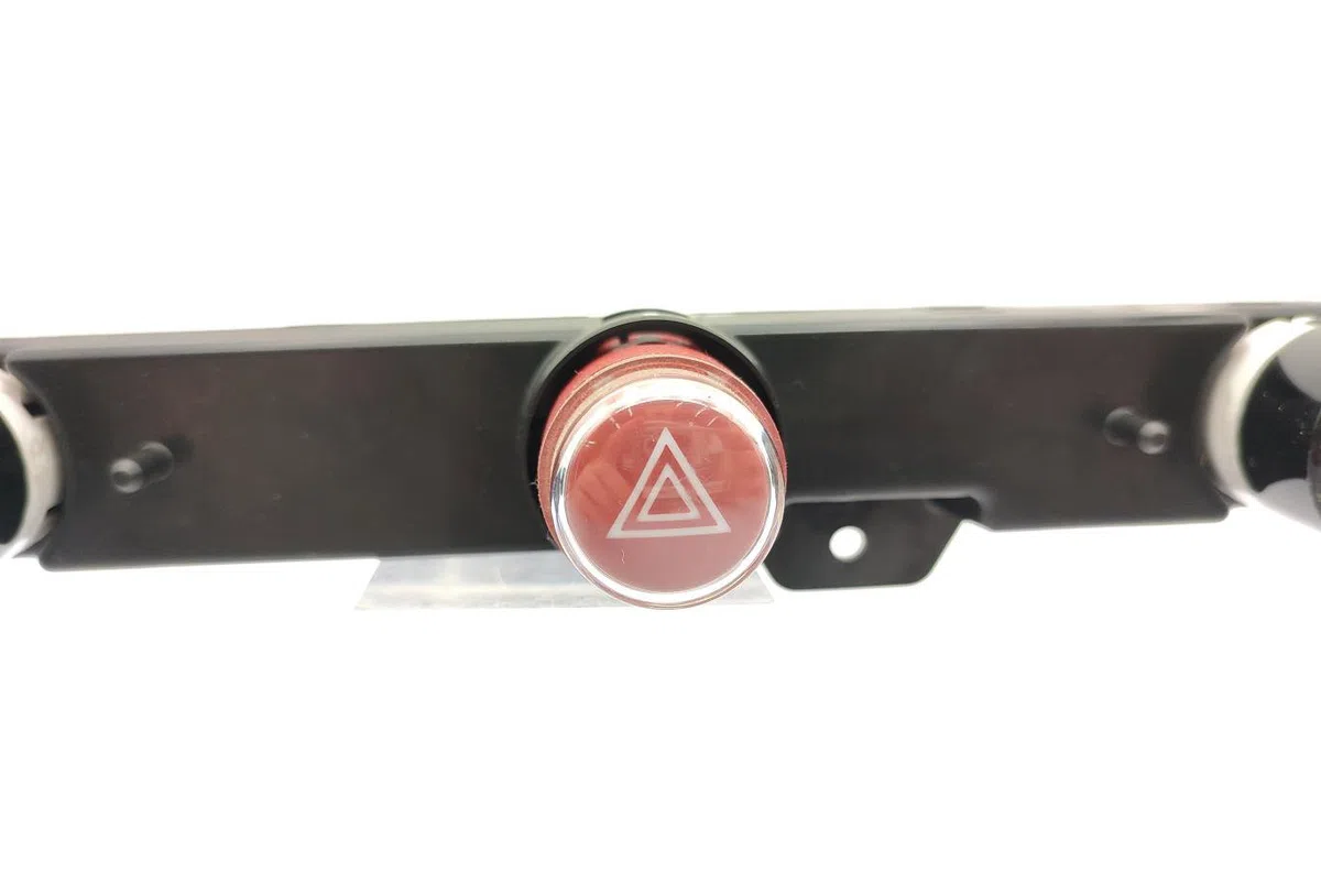 Bouton de warning FIAT 500 2 PHASE 1 occasion — photo 4