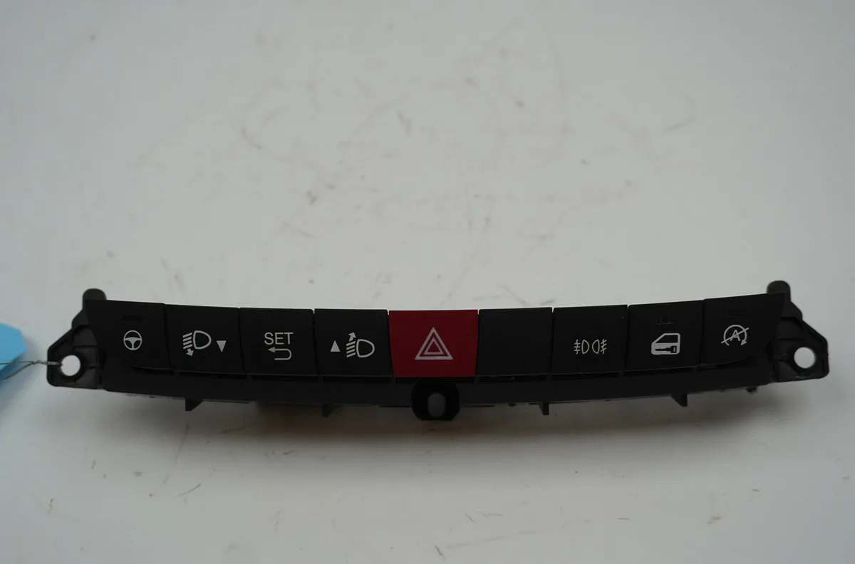 Bouton de warning Fiat 500L (351_, 352_) 1.6 d multijet (199lye1b) (2013) occasion