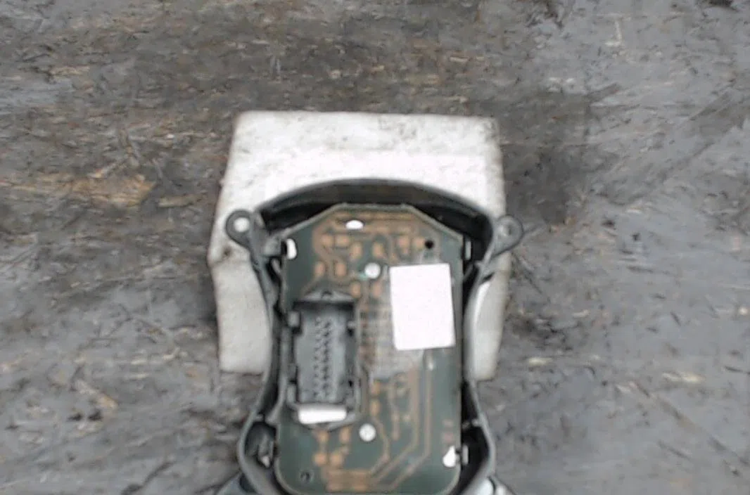 Bouton de warning Fiat DOBLO Camionnette-Monospace (223_) 1.3 d multijet (2005-2010) occasion — photo 2