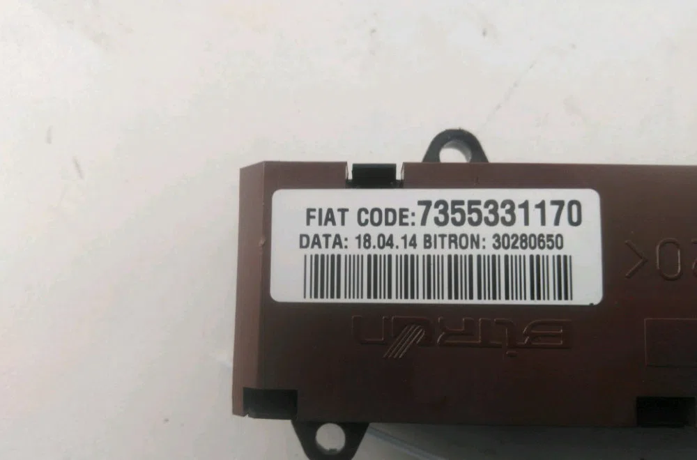 Bouton de warning Fiat DUCATO Camionnette (250_) 130 multijet 2,3 d (2011) occasion