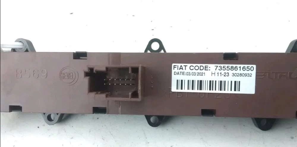 Bouton de warning Fiat DUCATO Camionnette (250_) 140 multijet 2,3 d (2019) occasion — photo 2