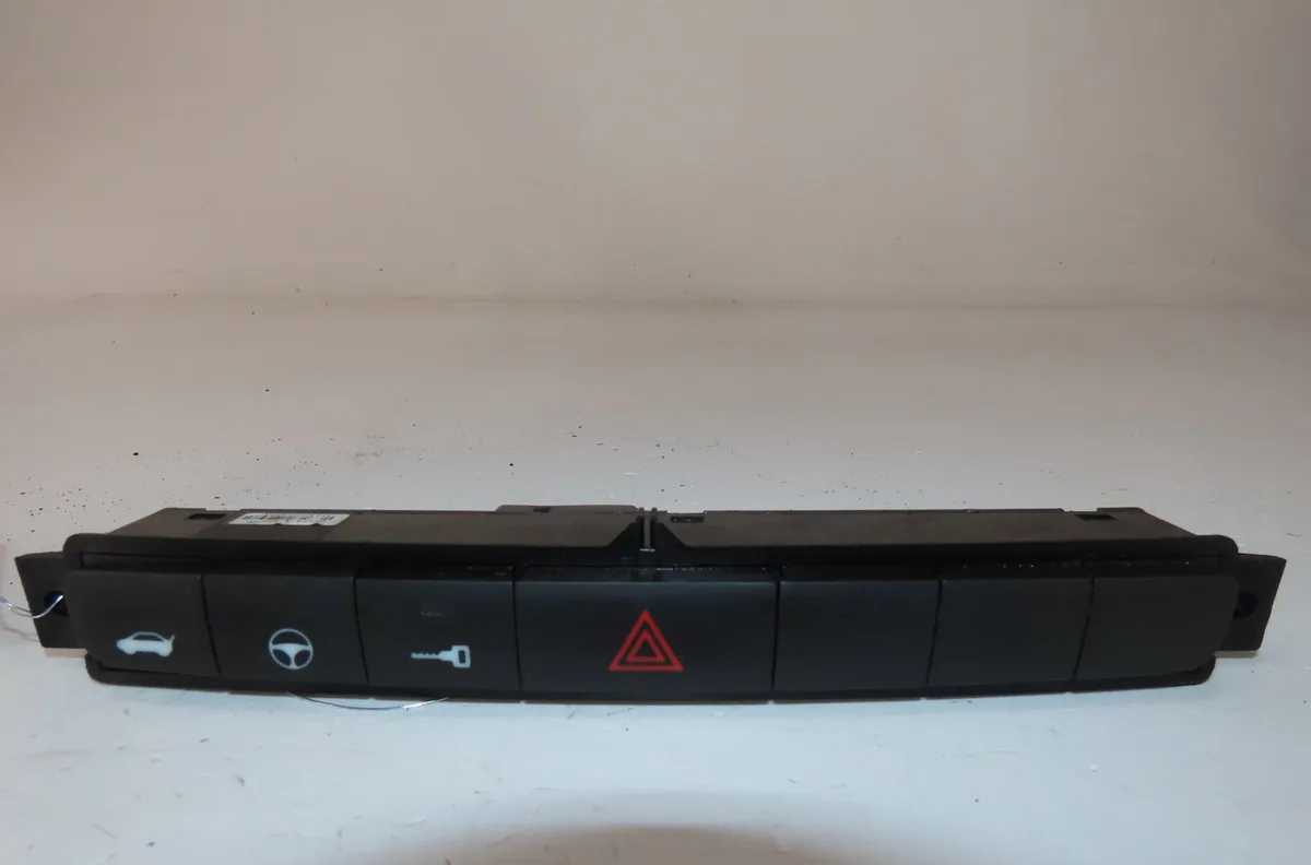 Bouton de warning Fiat GRANDE PUNTO (199_) 1.2 (2005) occasion