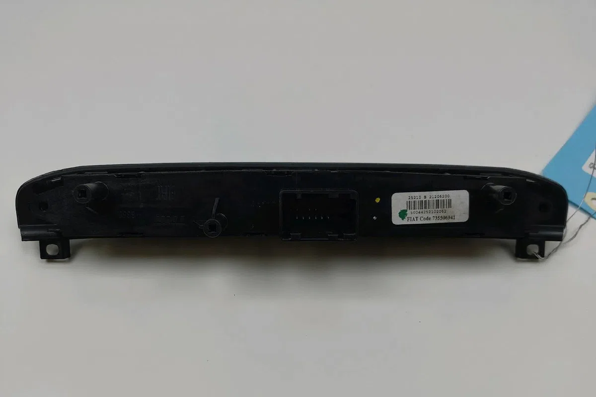 Bouton de warning Fiat PUNTO EVO (199_) 1.4 natural power (2009-2012) occasion — photo 2