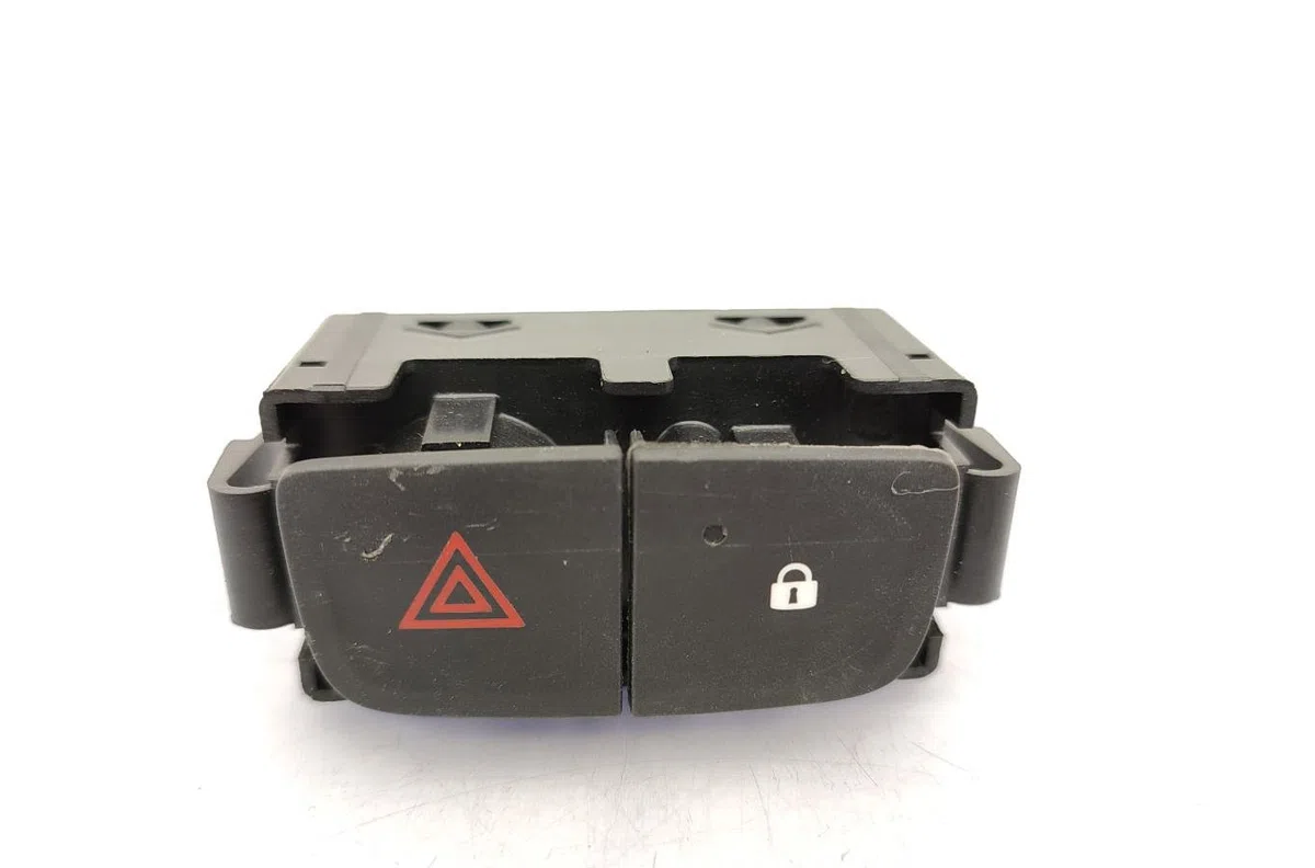 Bouton de warning FIAT TALENTO occasion — photo 4