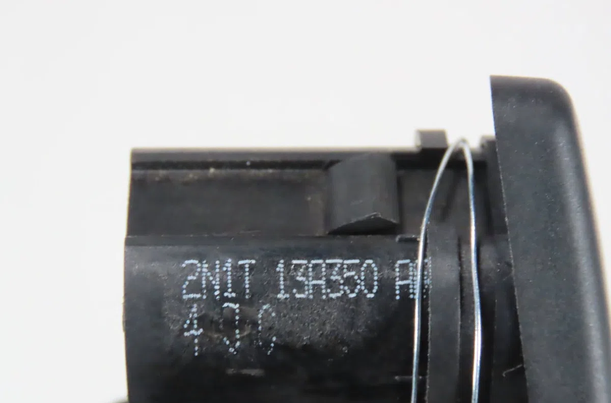 Bouton de warning Ford FUSION (JU_) 1.4 tdci (2002-2012) 5 portes occasion — photo 2