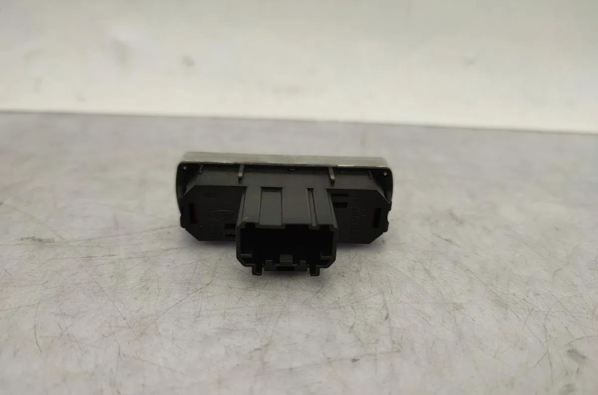 Bouton de warning FORD MONDEO 2 occasion — photo 3