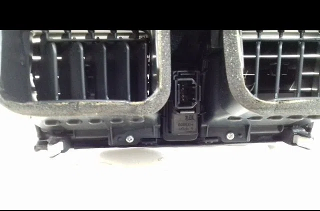 Bouton de warning Honda CR-V III (RE_) 2.0 i-vtec 4wd (re5, re2) (2006-2012) occasion — photo 2