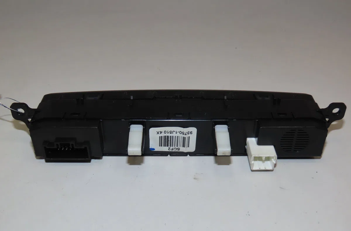 Bouton de warning Hyundai I20 I (PB, PBT) 1.2 (2008-2012) occasion — photo 2
