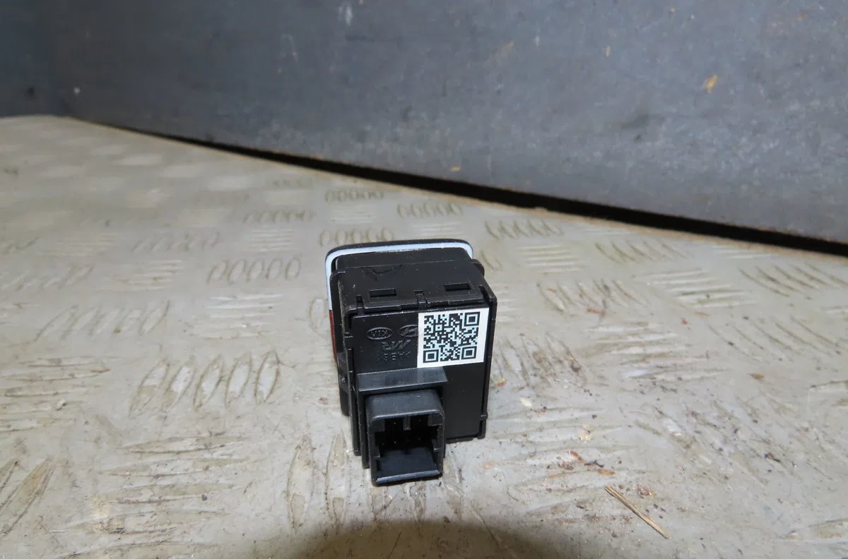 Bouton de warning Hyundai I20 II (GB, IB) 1.0 t-gdi (2016) occasion — photo 2