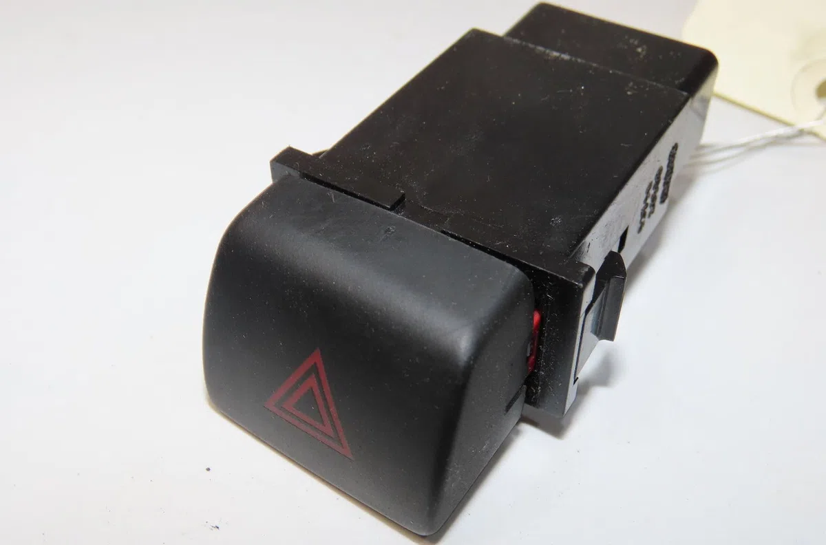 Bouton de warning Hyundai SANTA FÉ I (SM) 2.0 crdi 4x4 (2003-2006) occasion — photo 2